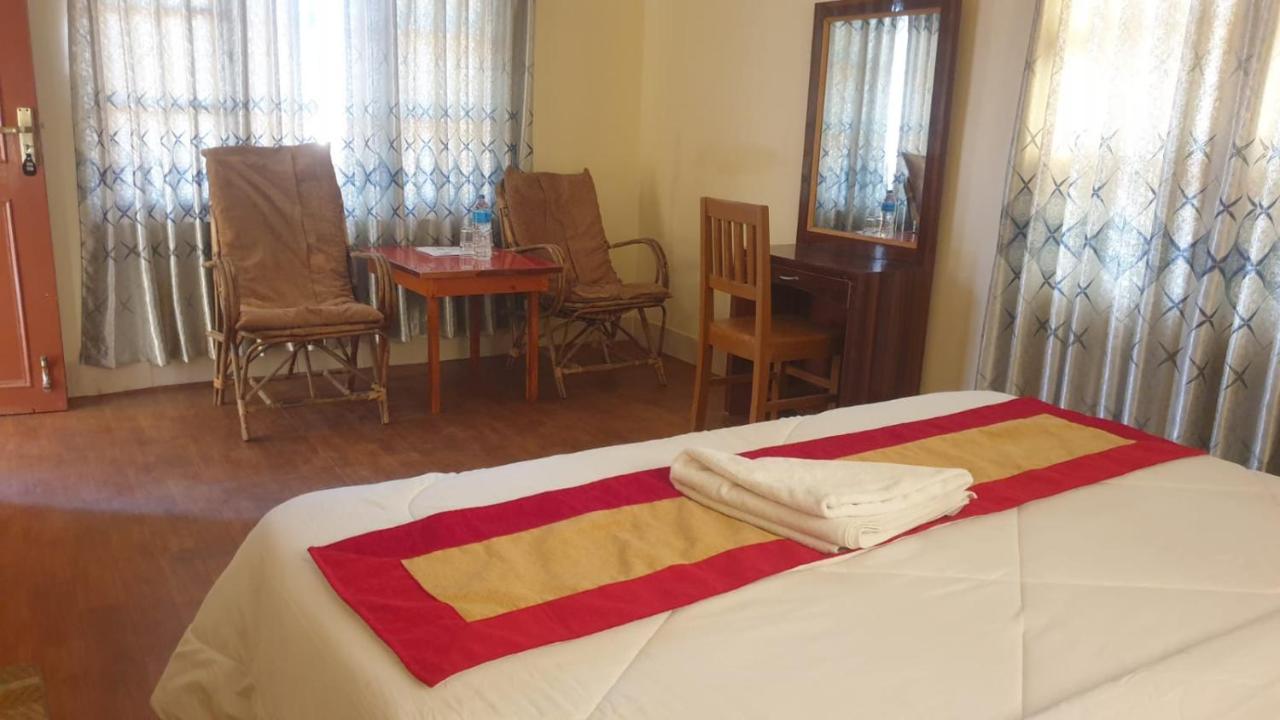 London House Resort Birātnagar Eksteriør bilde